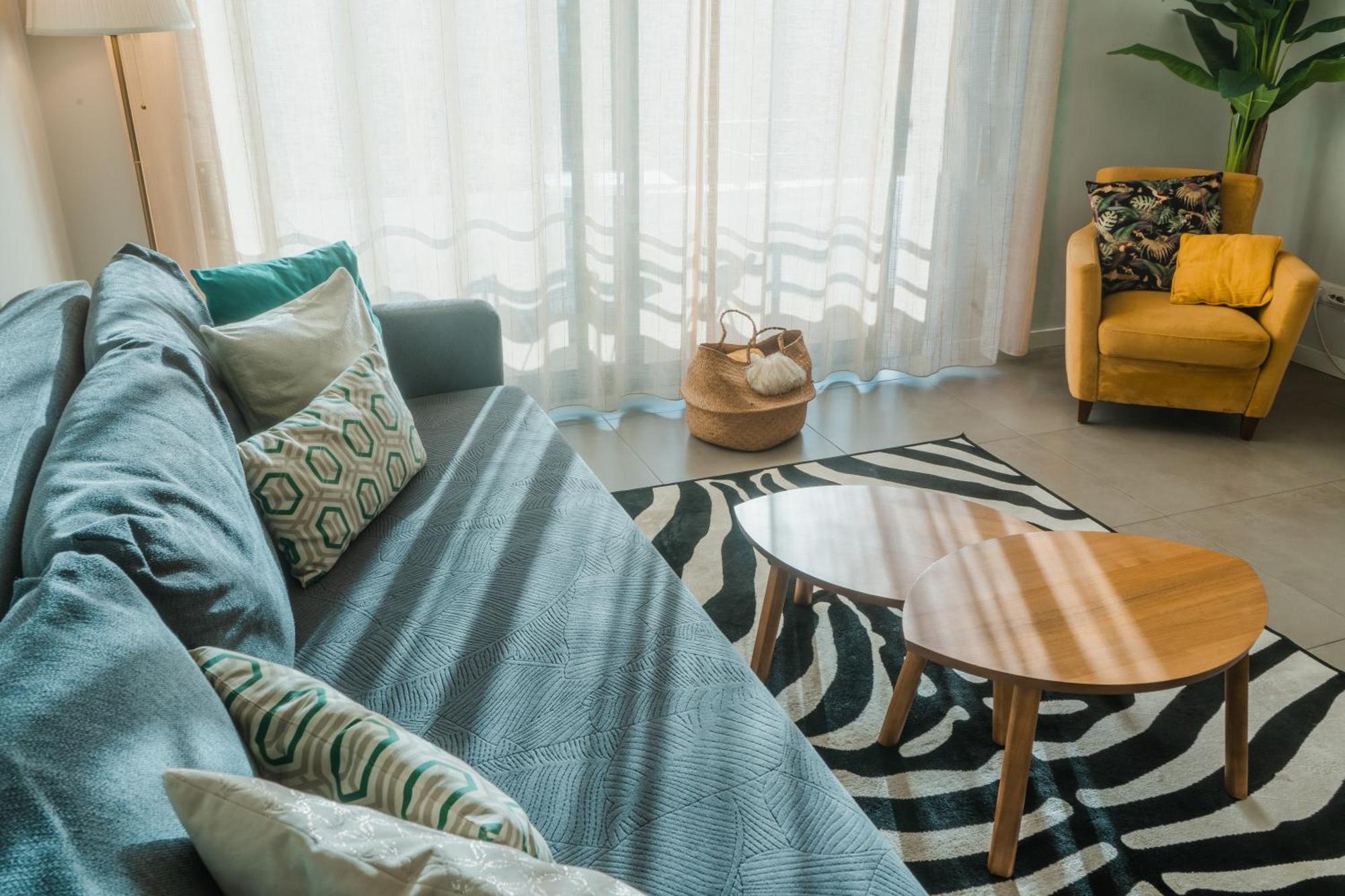 Comfort Zone Beach Apartment Куартейра Екстер'єр фото
