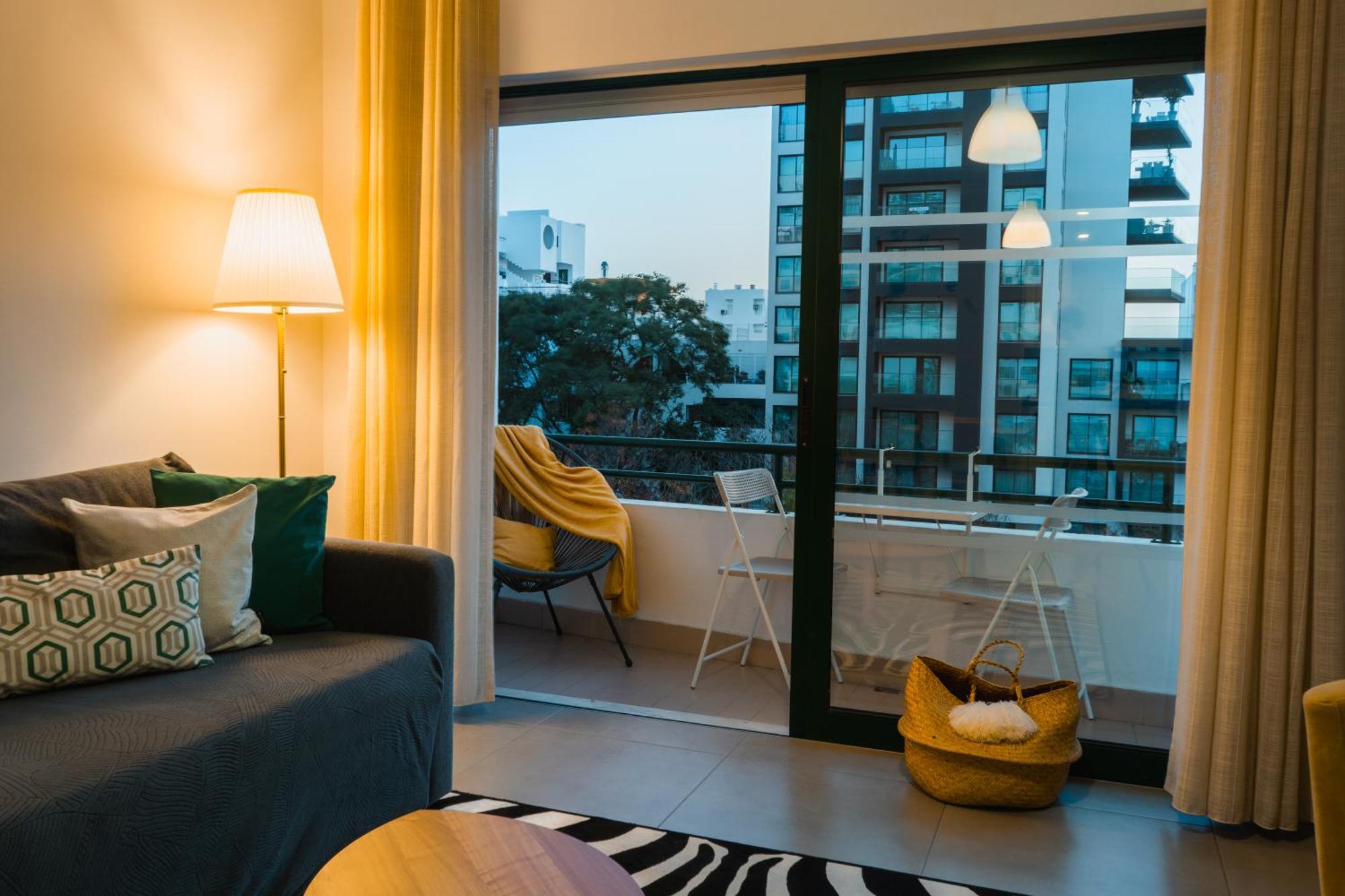 Comfort Zone Beach Apartment Куартейра Екстер'єр фото