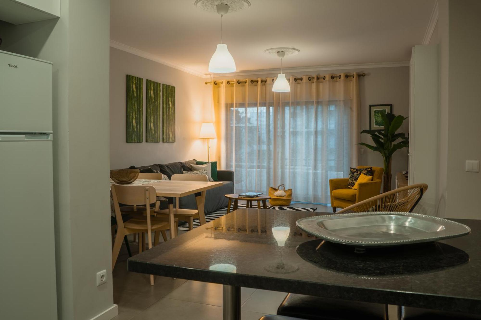 Comfort Zone Beach Apartment Куартейра Екстер'єр фото